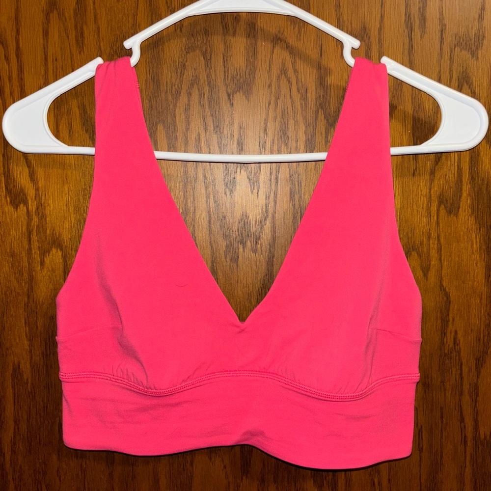 NWOT LIPGLOSS LULULEMON ALIGN V NECK BRA